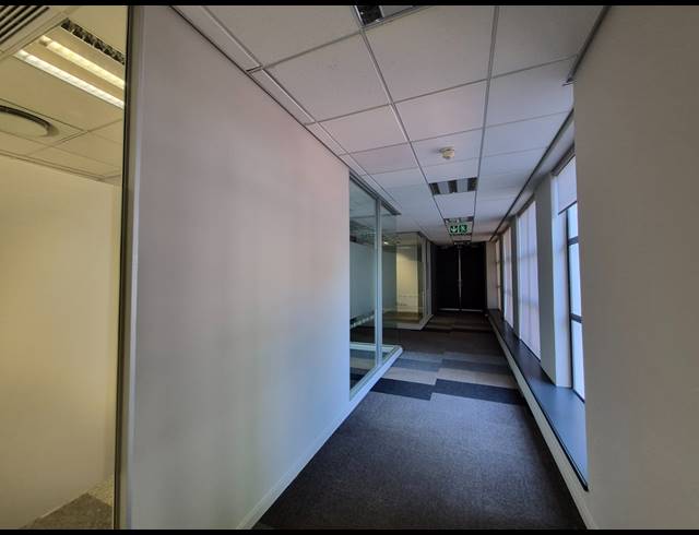 177M² OFFICE TO LET IN ILLOVO